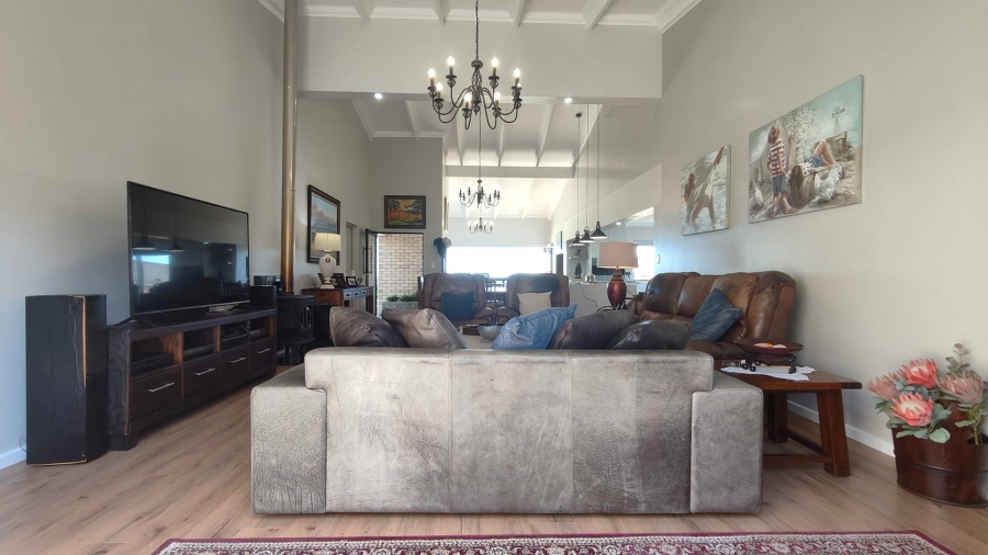 3 Bedroom Property for Sale in Blue Ridge Western Cape